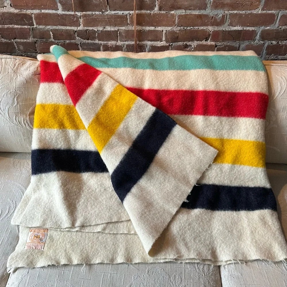 Vintage Hudson’s Bay 4 Point Striped Wool Blanket - Picture 1 of 5